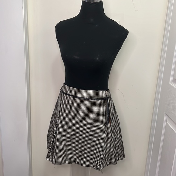 Tristan & Iseut Square Pattern Mini Sides Pleated Skirt Size 12 - Picture 2 of 16